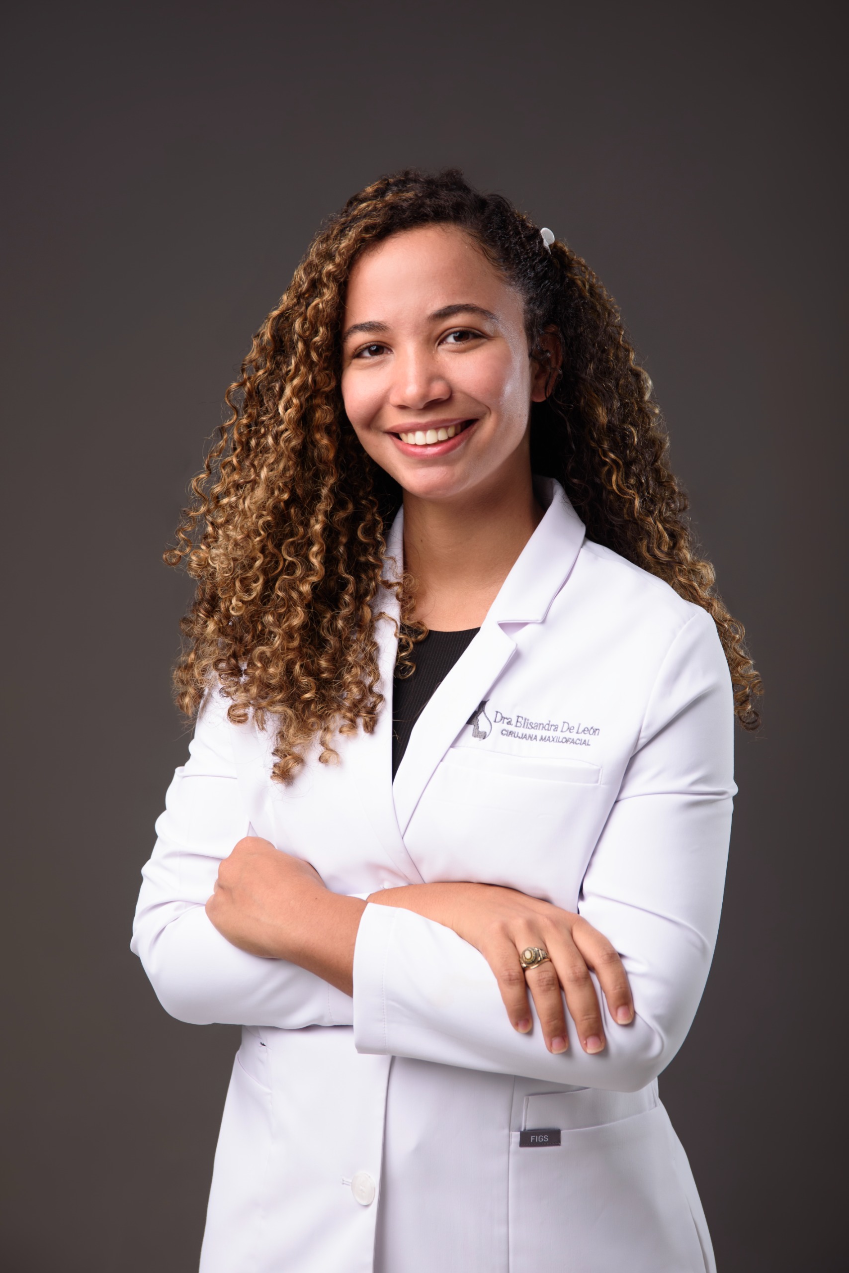 Dr. Elisandra De León León, 2026–2027 IAOMS Foundation Fellow from the Dominican Republic